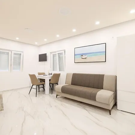 Πανσιόν Premium 3*